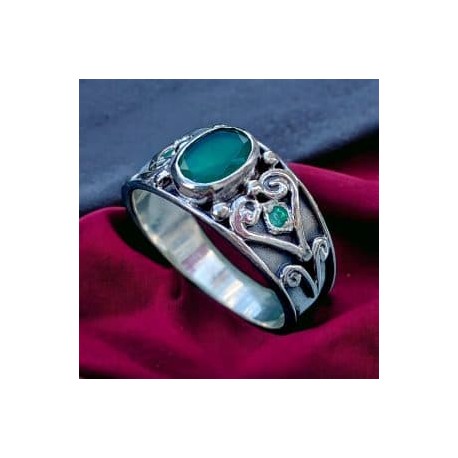 Anillo con Ágata verde y Esmeralda