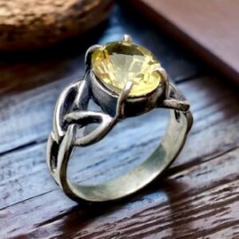 Anillo Celta con Cuarzo limón en plata 925