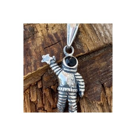 Dije Astronauta en plata 925