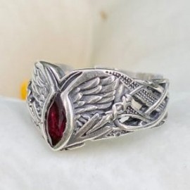 Anillo sangre de Cristo con Granate en plata 925