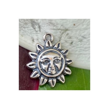 Charm de Sol en plata 925
