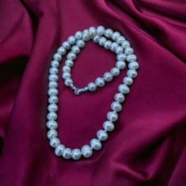 Collar de Perla con broche de plata 925