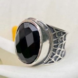 Anillo de telaraña con Ónix negro en plata 925