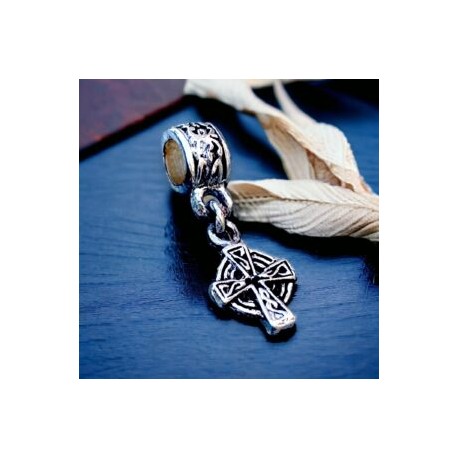 Charm Cruz Celta tipo Pandora en plata 925