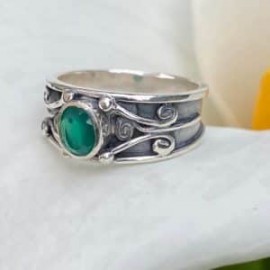 Anillo con Agata verde en plata 925